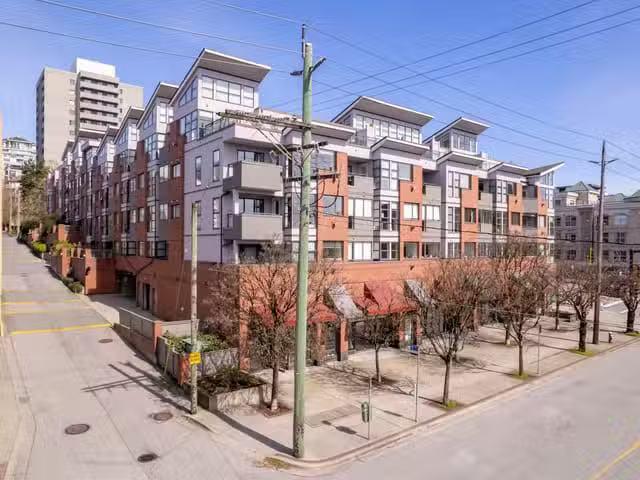 Apartment for sale in North Vancouver, North Vancouver, 203 30.