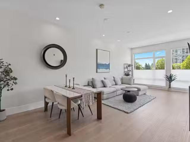 Apartment for sale in North Vancouver, North Vancouver, 206 15.