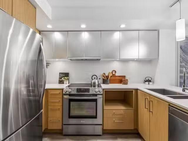 Apartment for sale in North Vancouver, North Vancouver, 211 22.
