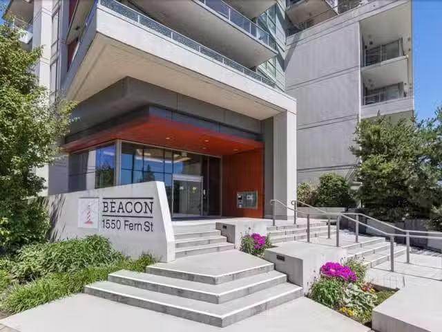 Apartment for sale in North Vancouver, North Vancouver, 2405 1.