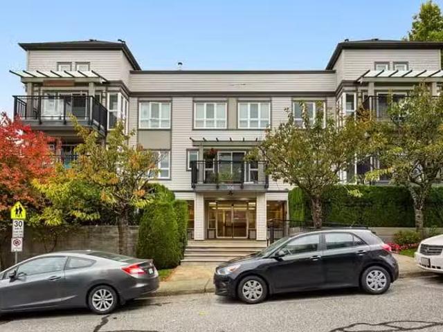 Apartment for sale in North Vancouver, North Vancouver, 301 10.