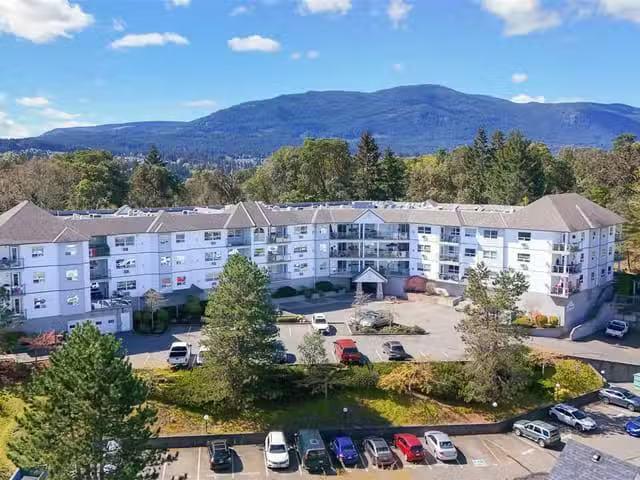 Apartment for sale in Nanaimo, 213 1633 Dufferin Cres, 1032670