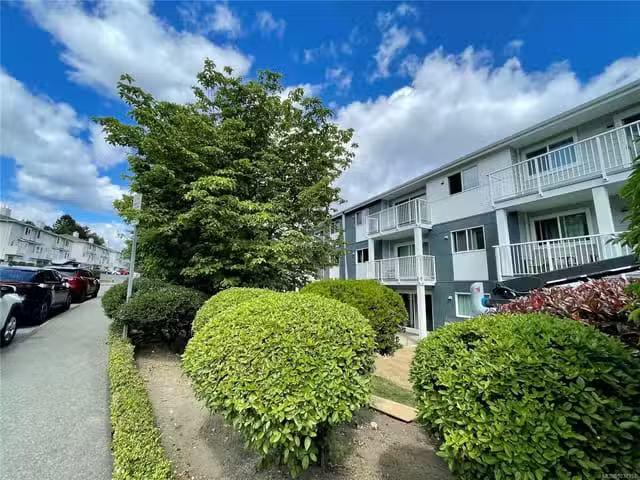 Apartment for sale in Nanaimo, 217 1600 Dufferin Cres, 1037152