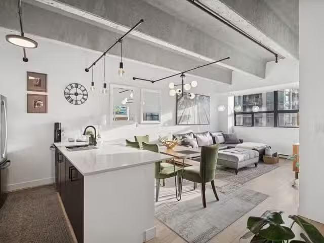 Apartment for sale in New Westminster, New Westminster, 610 61.