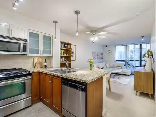 Apartment for sale in New Westminster, New Westminster, 1102 1.
