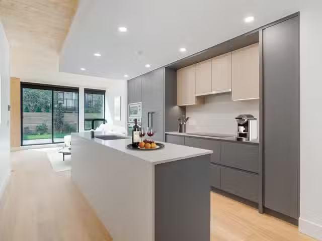 Apartment for sale in New Westminster, New Westminster, 121 31.