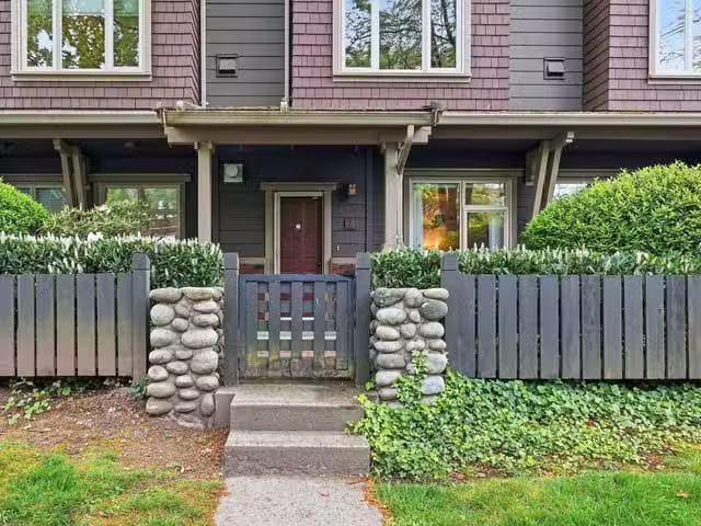 Apartment for sale in New Westminster, New Westminster, 125 60.