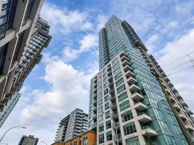 Apartment for sale in New Westminster, New Westminster, 2702 6.