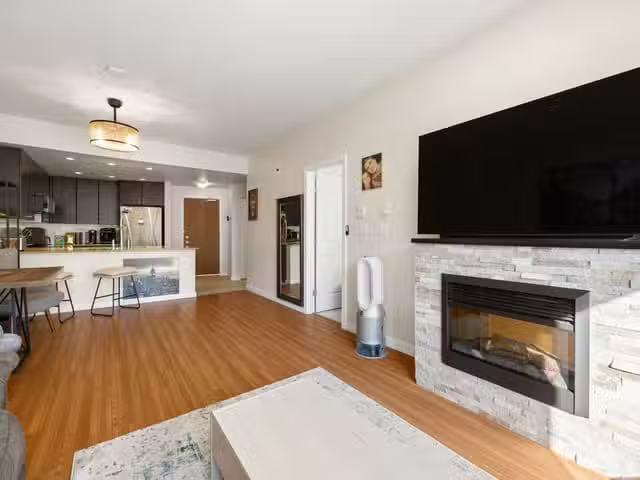 Apartment for sale in New Westminster, New Westminster, 304 22.