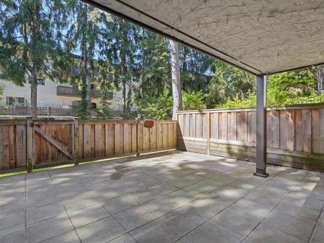 Apartment for sale in Sapperton, New Westminster, New Westmins.