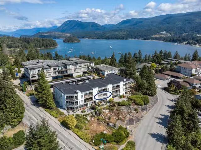 Apartment for sale in Sechelt District, Sechelt, Sunshine Coas.