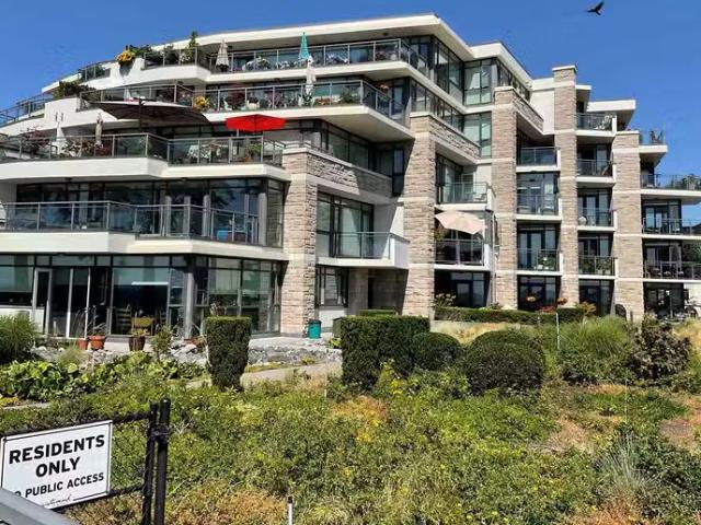 Apartment for sale in Sechelt District, Sechelt, Sunshine Coas.