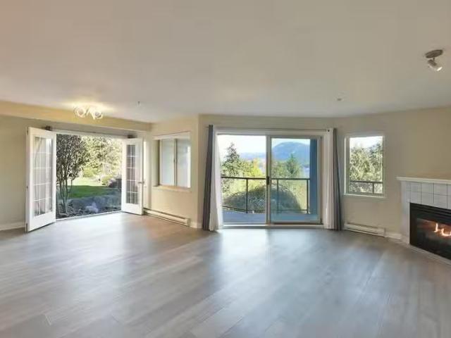 Apartment for sale in Sechelt District, Sechelt, Sunshine Coas.