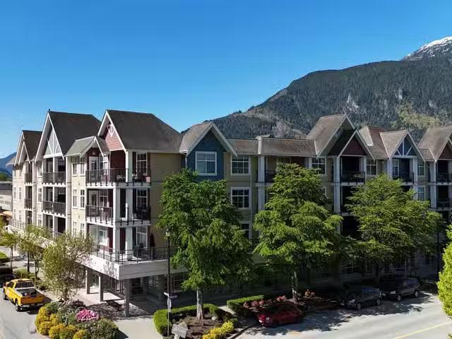 Apartment for sale in Squamish, Squamish, 207 1336 Main Street.