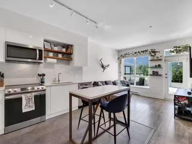 Apartment for sale in Squamish, Squamish, 220 40437 Tantalus R.
