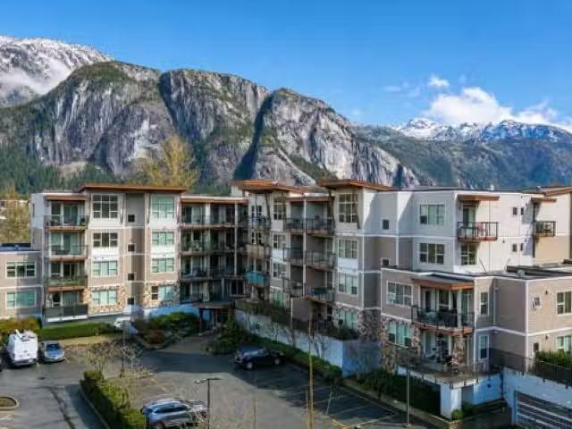 Apartment for sale in Squamish, Squamish, 303 1150 Bailey Stre.