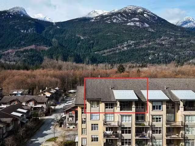Apartment for sale in Squamish, Squamish, 602 1211 Village Gre.