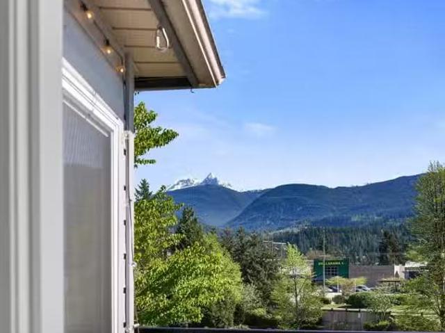 Apartment for sale in Squamish, Squamish, C311 40140 Willow Cr.