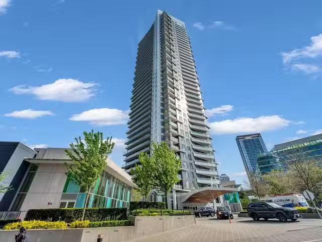 Apartment for sale in Surrey, North Surrey, 4008 9887 Whalley.