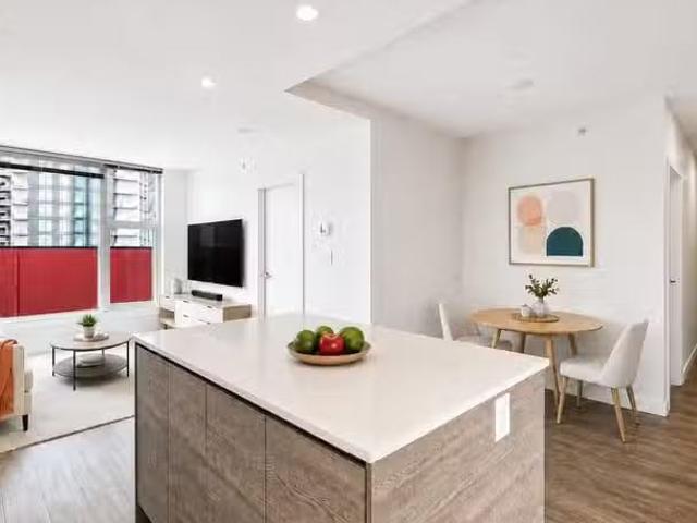 Apartment for sale in Surrey, North Surrey, 404 13655 Fraser H.