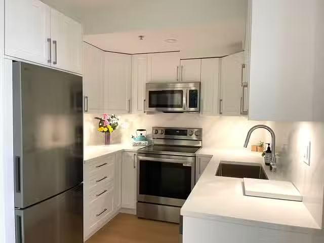 Apartment for sale in Surrey, North Surrey, 81 13239 Old Yale.