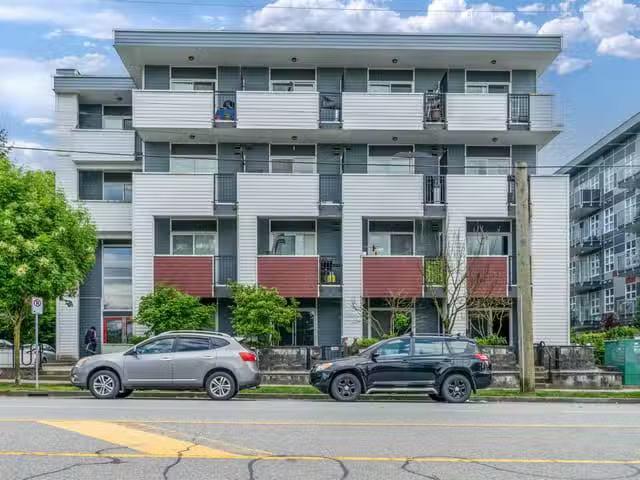 Apartment for sale in Surrey, North Surrey, 101 13678 Grosveno.