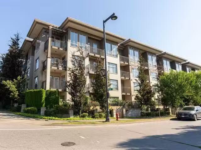 Apartment for sale in Surrey, North Surrey, 110 13468 King Geo.