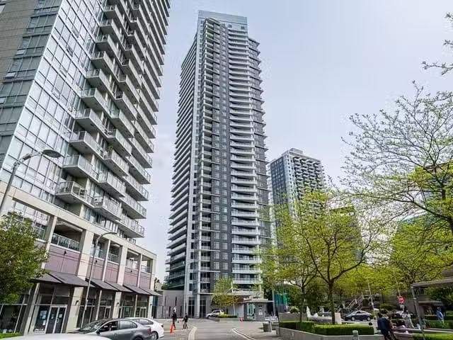 Apartment for sale in Surrey, North Surrey, 1408 9887 Whalley.