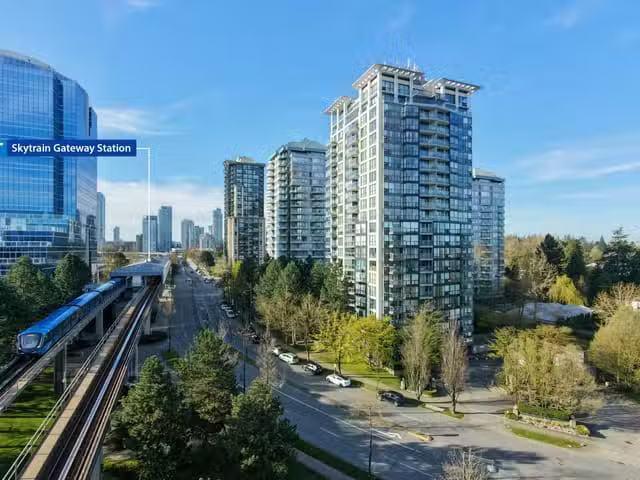 Apartment for sale in Surrey, North Surrey, 1706 10899 Univers.