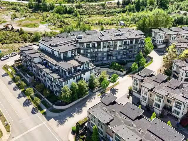 Apartment for sale in Surrey, North Surrey, 201 9983 E Barnsto.