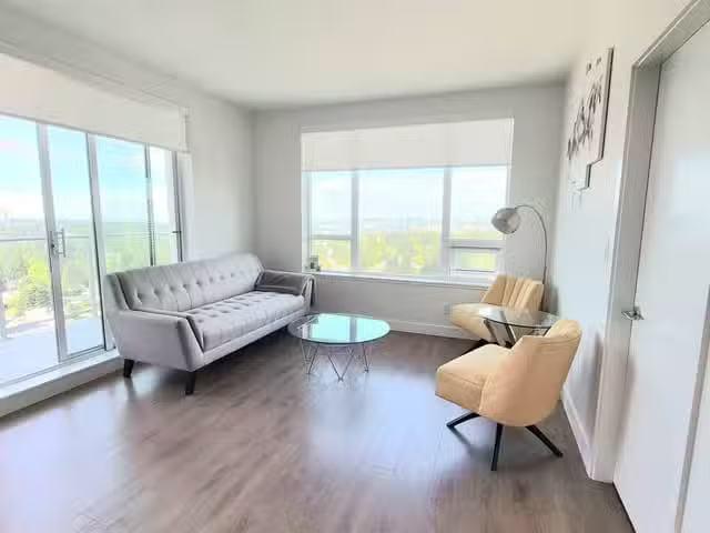 Apartment for sale in Surrey, North Surrey, 2207 13359 Old Yal.
