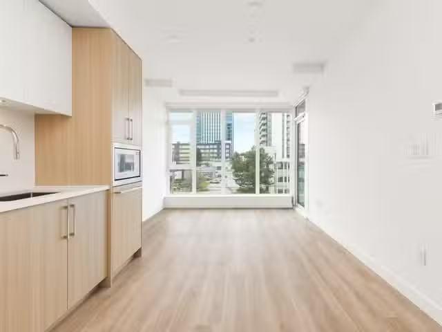 Apartment for sale in Surrey, North Surrey, 302 9675 King Geor.