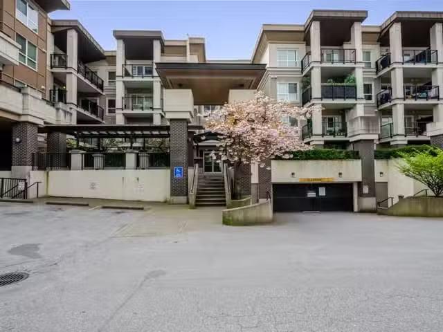 Apartment for sale in Surrey, North Surrey, 309 9655 King Geor.