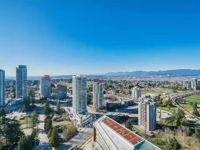 Apartment for sale in Surrey, North Surrey, 3108 13495 Central.
