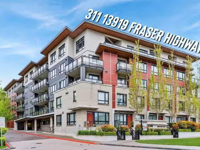 Apartment for sale in Surrey, North Surrey, 311 13919 Fraser H.