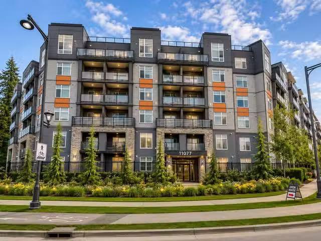 Apartment for sale in Surrey, North Surrey, 326 11077 Ravine R.
