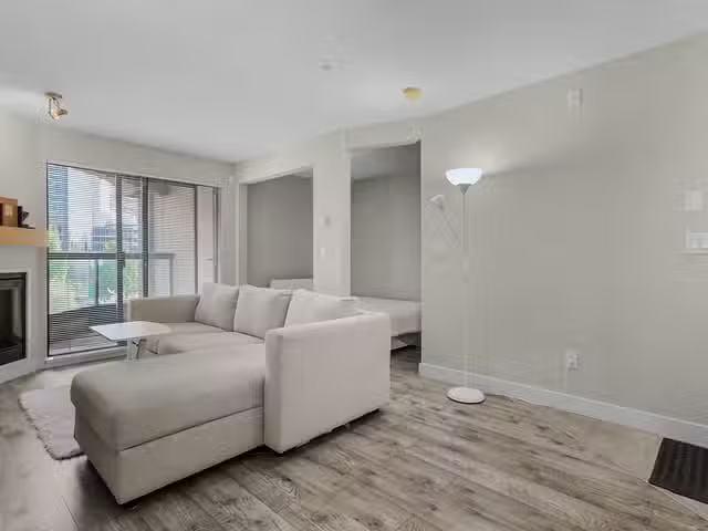 Apartment for sale in Surrey, North Surrey, 331 10838 City Par.