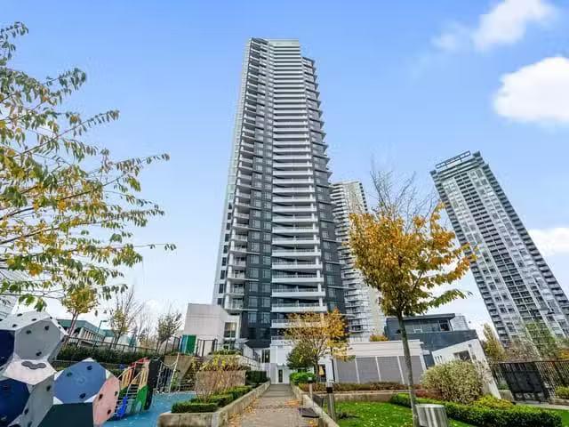 Apartment for sale in Surrey, North Surrey, 3506 9887 Whalley.