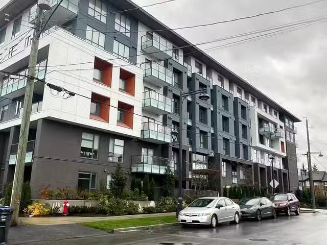 Apartment for sale in Surrey, North Surrey, a Street, 263123978