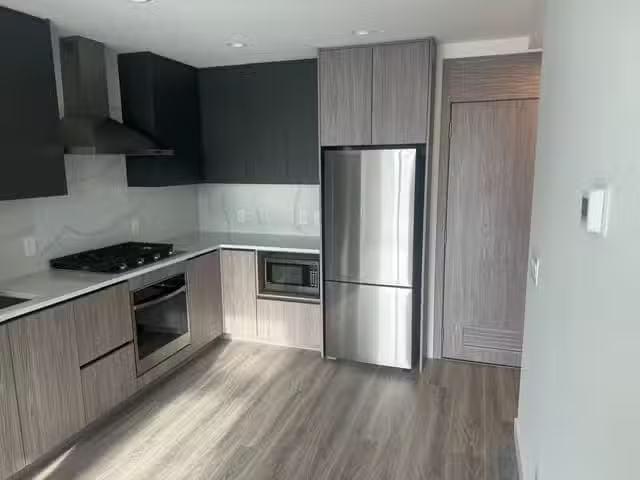 Apartment for sale in Surrey, North Surrey, a Street, 263153743