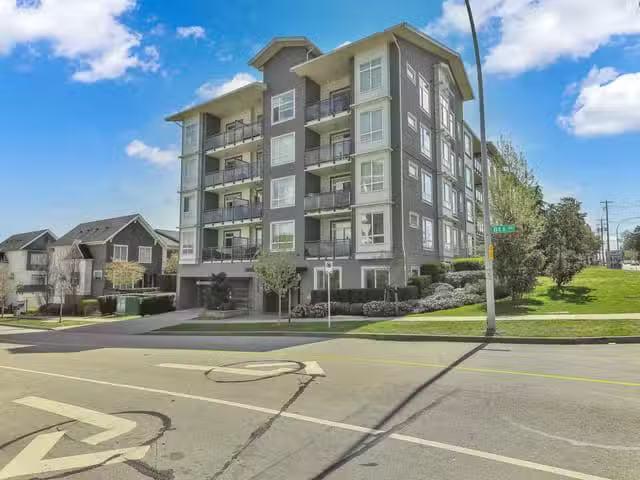 Apartment for sale in Surrey, Surrey, a Avenue, 263137529