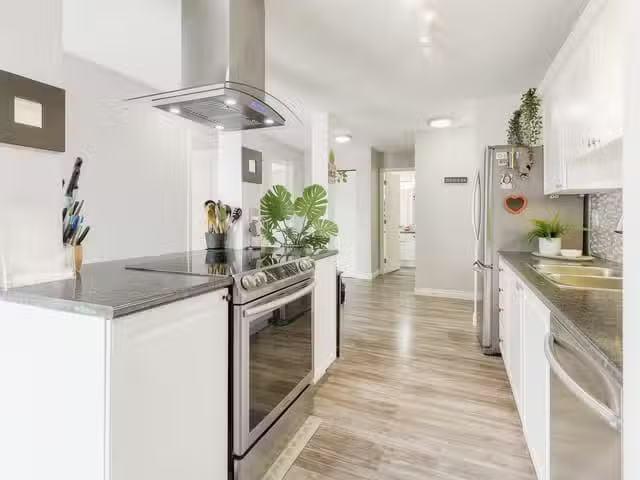 Apartment for sale in Surrey, Surrey, a Avenue, 263143745