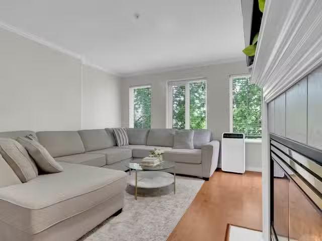 Apartment for sale in Surrey, Surrey, a Avenue, 263153440