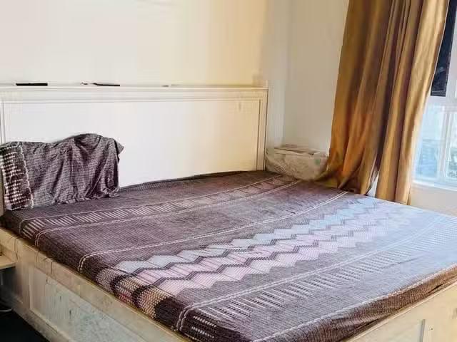 Apartment for sale in Surrey, Surrey, a Street, 263135880