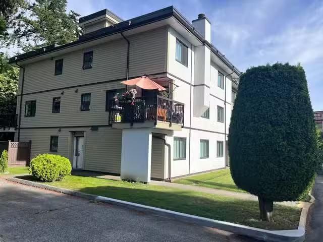 Apartment for sale in Surrey, Surrey, a Street, 263151536