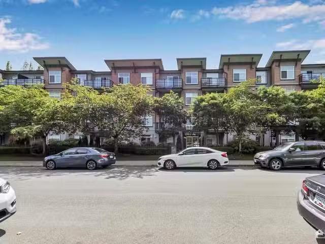 Apartment for sale in Surrey, Surrey, a Street, 263152745