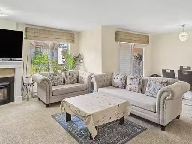 Apartment for sale in Surrey, Surrey, Street, 263143895