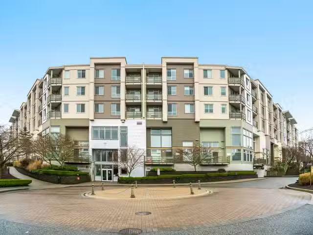 Apartment for sale in Surrey, South Surrey White Rock, Avenue.