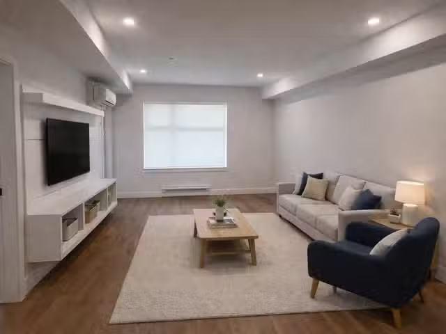 Apartment for sale in Surrey, South Surrey White Rock, a Stree.