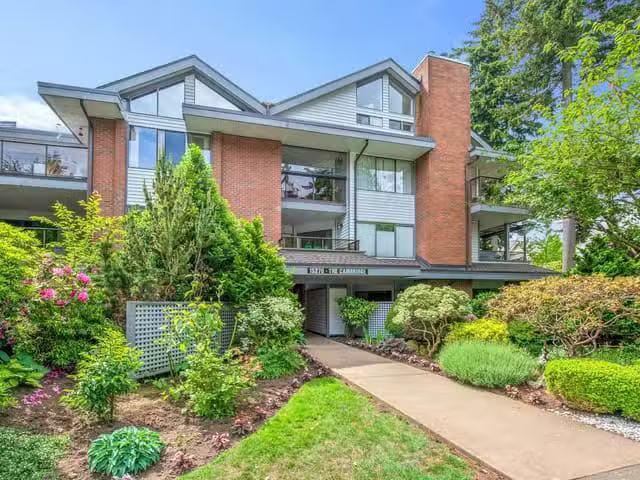 Apartment for sale in Surrey, South Surrey White Rock, th Aven.
